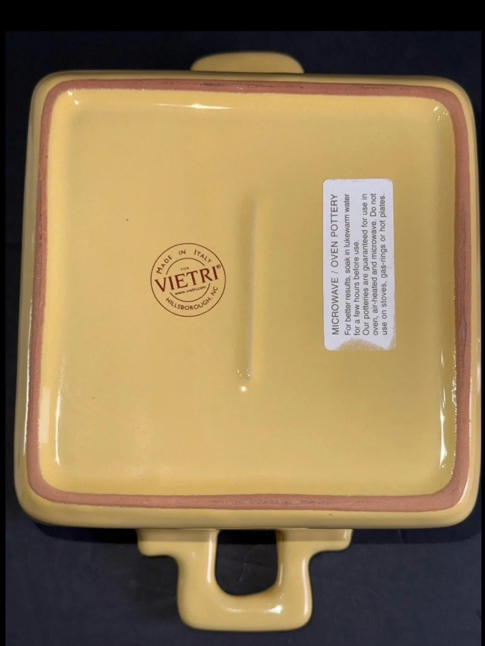 Vietri Cucina Fresca Casserole & Lid 1.75 Quart Square Cream Saffron